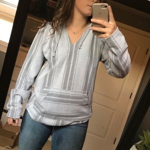 Lightweight hooded jacket